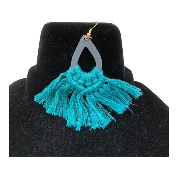 Green Macrame Fan Fringe Cutout Colored Wood Teardrop Bohemian Dangle Earrings - Picture 7 of 12